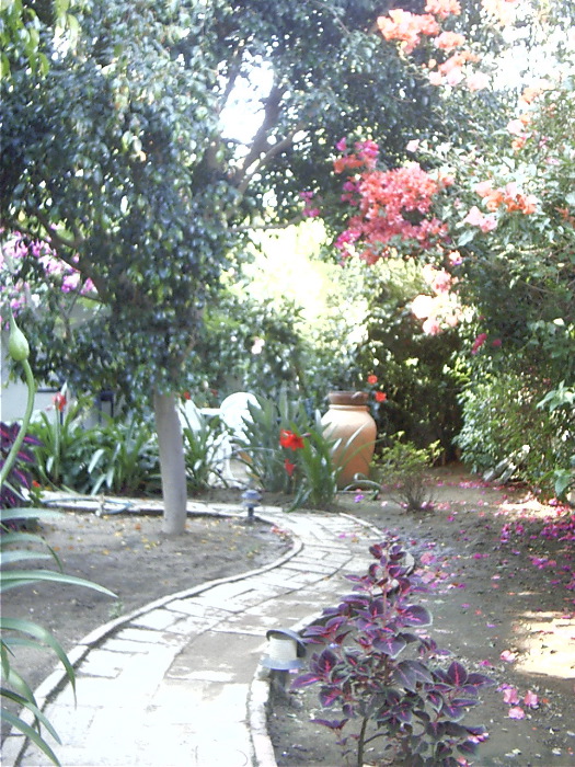 GardenF