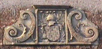 The Cotrim arms on the wall of Lo Solar da Quinta do Souto de Eyreira