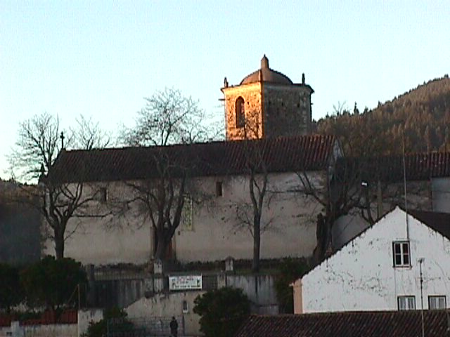 Vista de Dornes, com a Igreja e a Torre Medieval